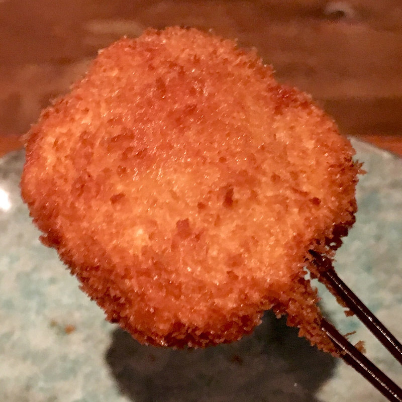 カレーパン串（串揚げ）(串揚げ ふくみみ)