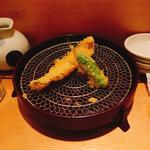 穴子と獅子唐の天ぷら(百舌亭)