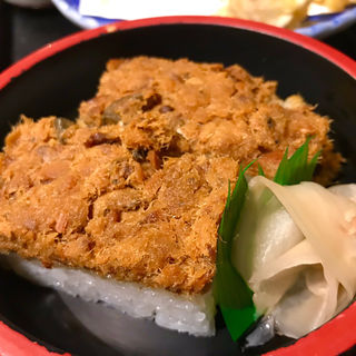 岩魚箱寿司