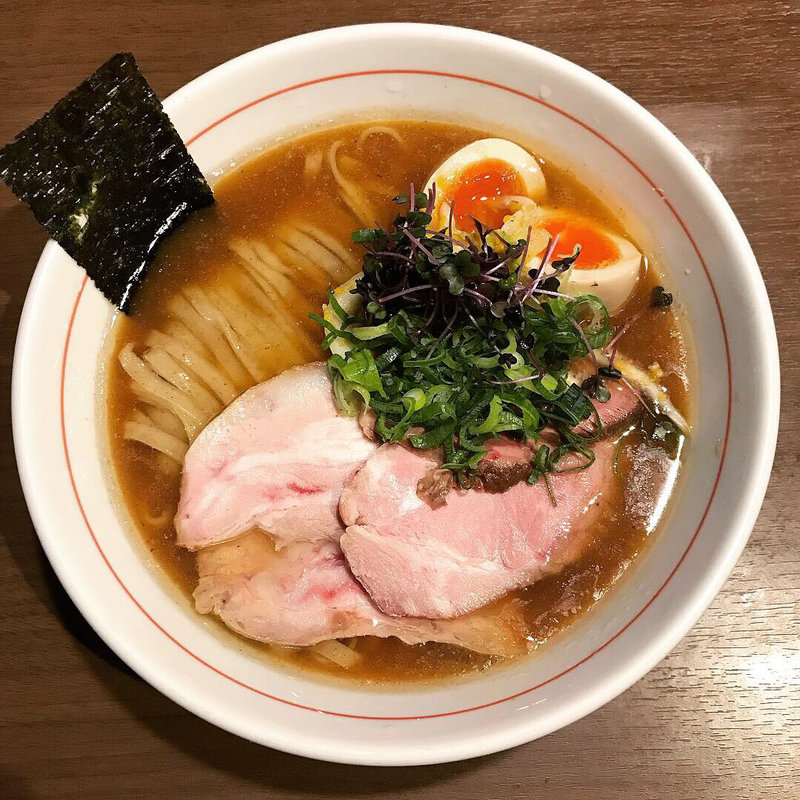 限定 八咫烏式魚介豚骨ラーメン(八咫烏)
