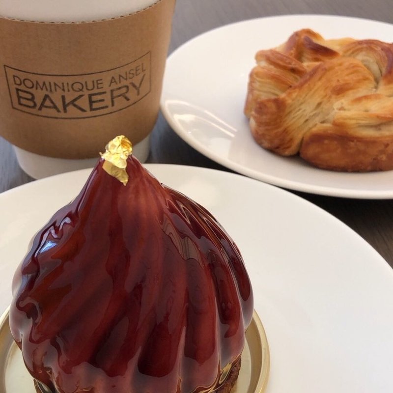 蕎麦粉のクロワッサン(DOMINIQUE ANSEL BAKERY TOKYO （ドミニクアンセルベーカリートウキョウ）)