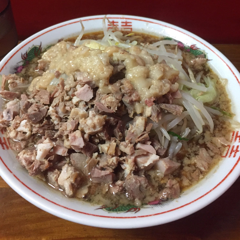 小ラーメン アブラまし ニンニク少なめ こま切れ肉トッピング(ザ・ラーメンスモールアックス )