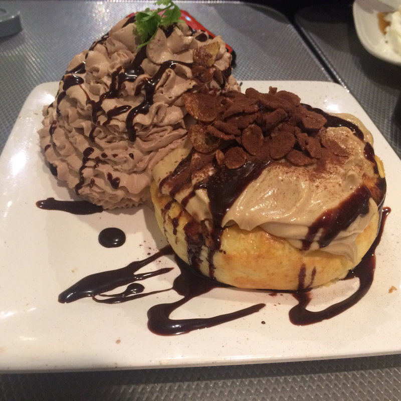 トリプルチョコレート(コラボカフェ Cafe ASAN パンケーキ御徒町)