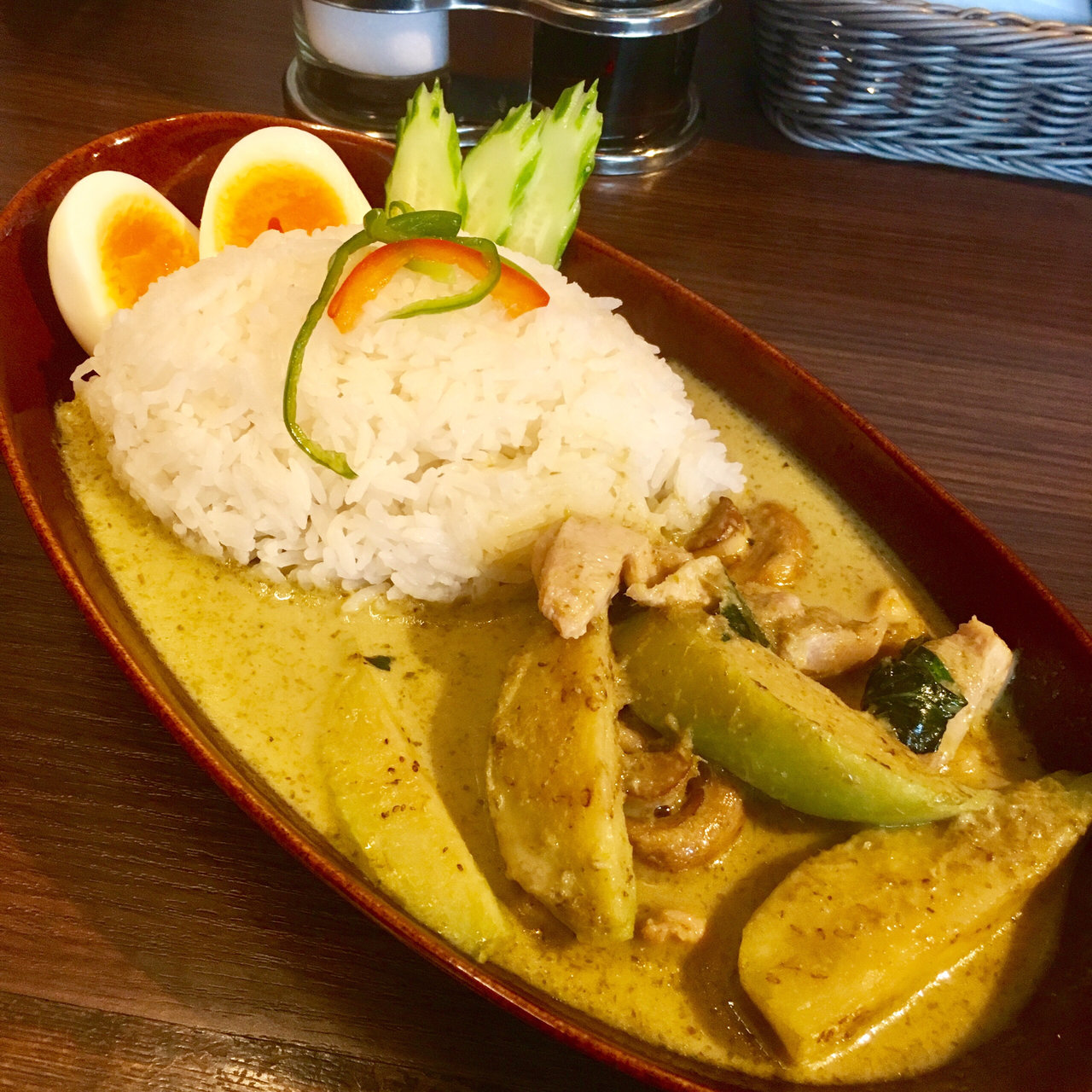 栄駅周辺でのおすすめカレーbest30 Sarah サラ