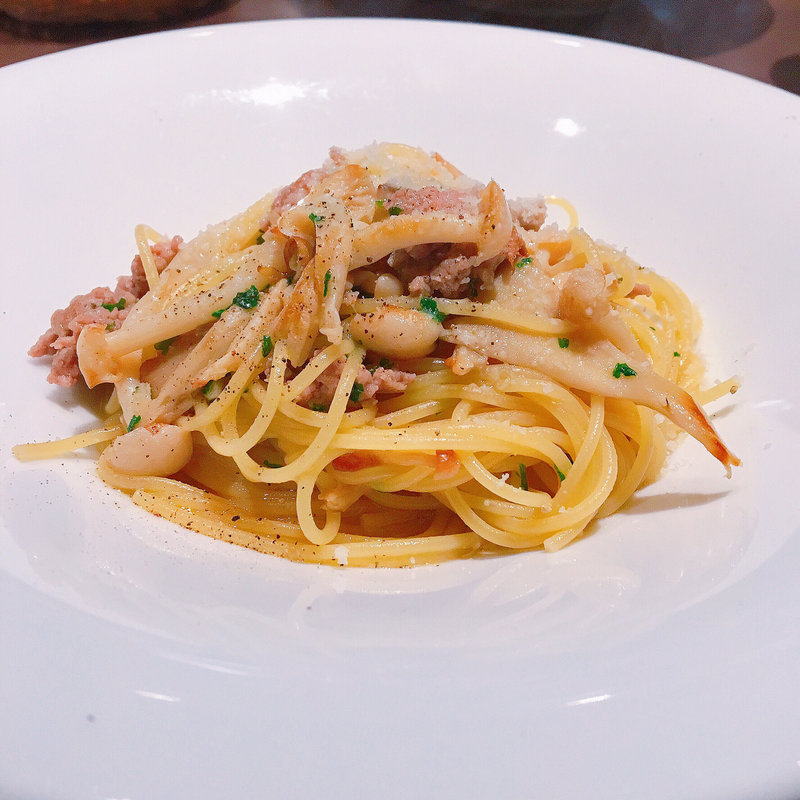 自家製ソーセージときのこのスパゲティ(TRE VERDI （トレ ヴェルディ）)