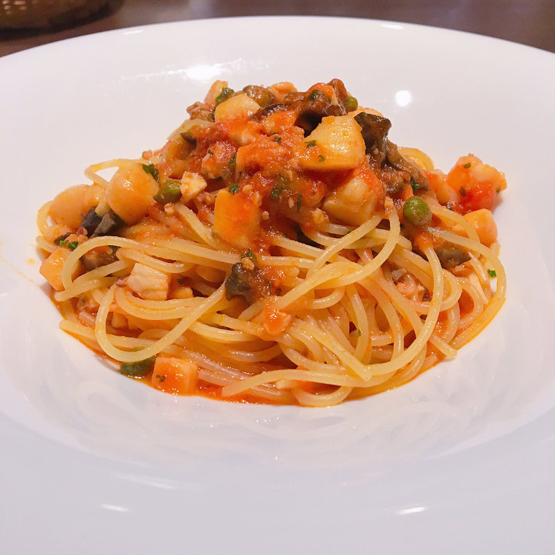 魚介の煮込み 軽いトマトソースのスパゲティ(TRE VERDI （トレ ヴェルディ）)