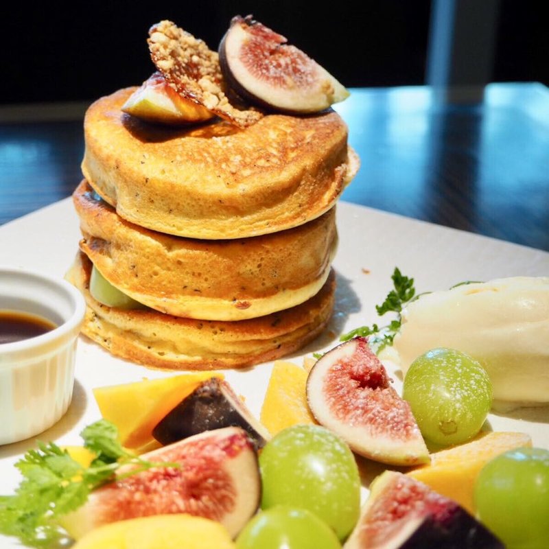 今月のパンケーキ(fine diner & salon bar 7-NANA-)