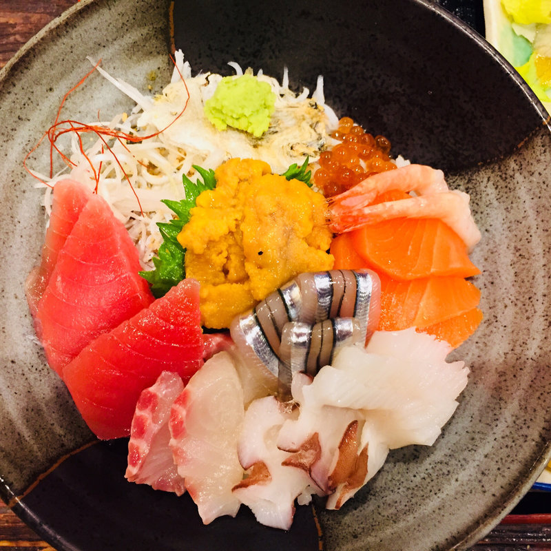 海鮮しらす丼(ちりめん・しらす専門店 凪 （なぎ）)