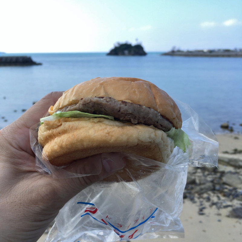 チーズバーガー(シーサイドドライブイン )