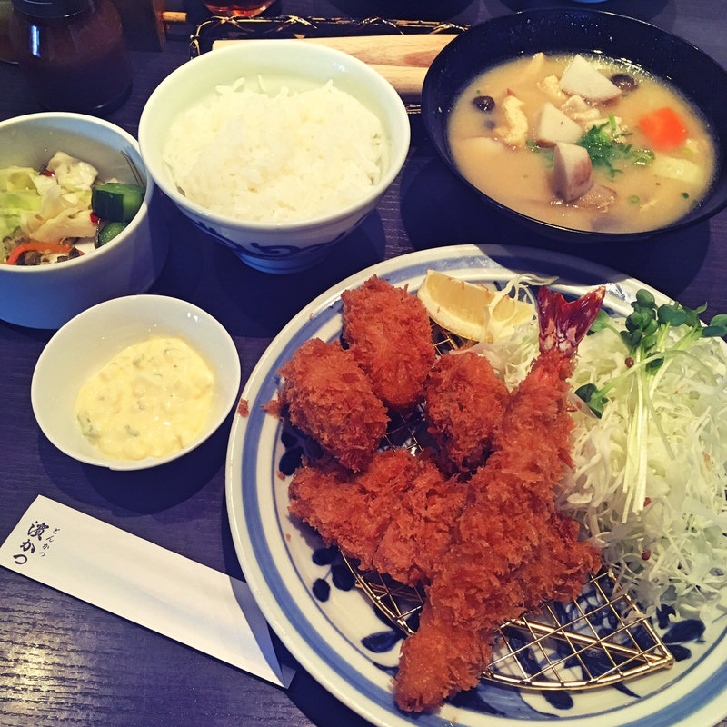 かきふらいとヒレ膳+デザート(とんかつ浜勝福岡百道HP店 （はまかつ）)