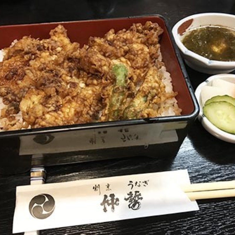 なまず天重(仲勢うなぎ料理)