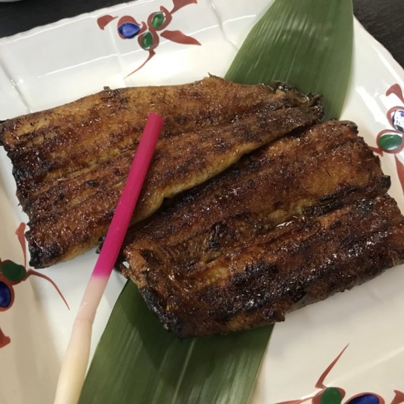 関西風地焼き〈蒲焼〉(うなぎ お㚙川 我孫子店)