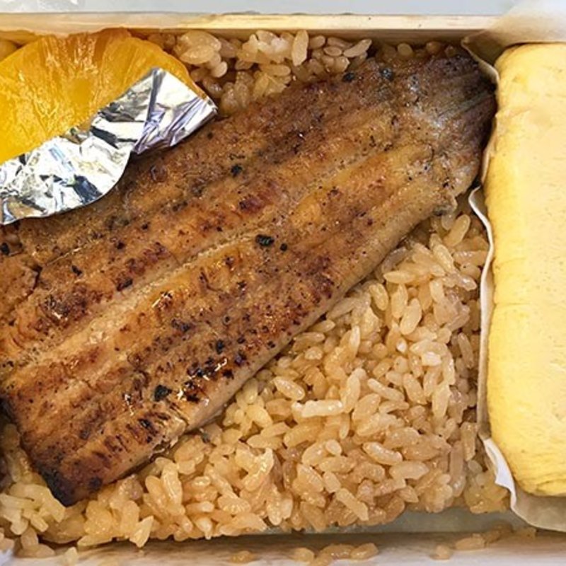 う巻入鰻弁当(江戸焼うなぎ 菱富)