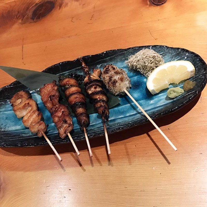 うなぎの五種盛り(炭火焼寝床)