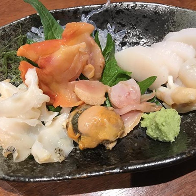 貝刺し三点盛(うなぎ串焼き くりから 東長崎店)