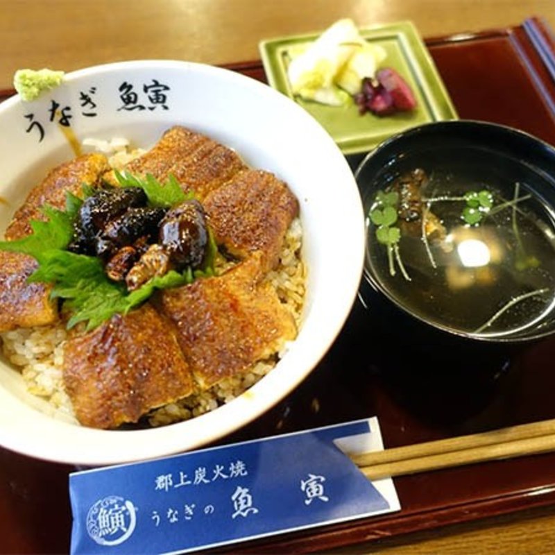 肝のせ丼(郡上炭火焼　うなぎの魚寅)