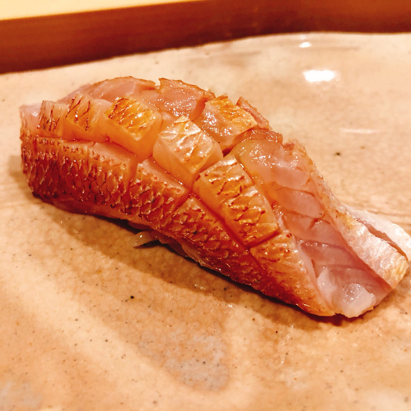 (すし てんちじん)