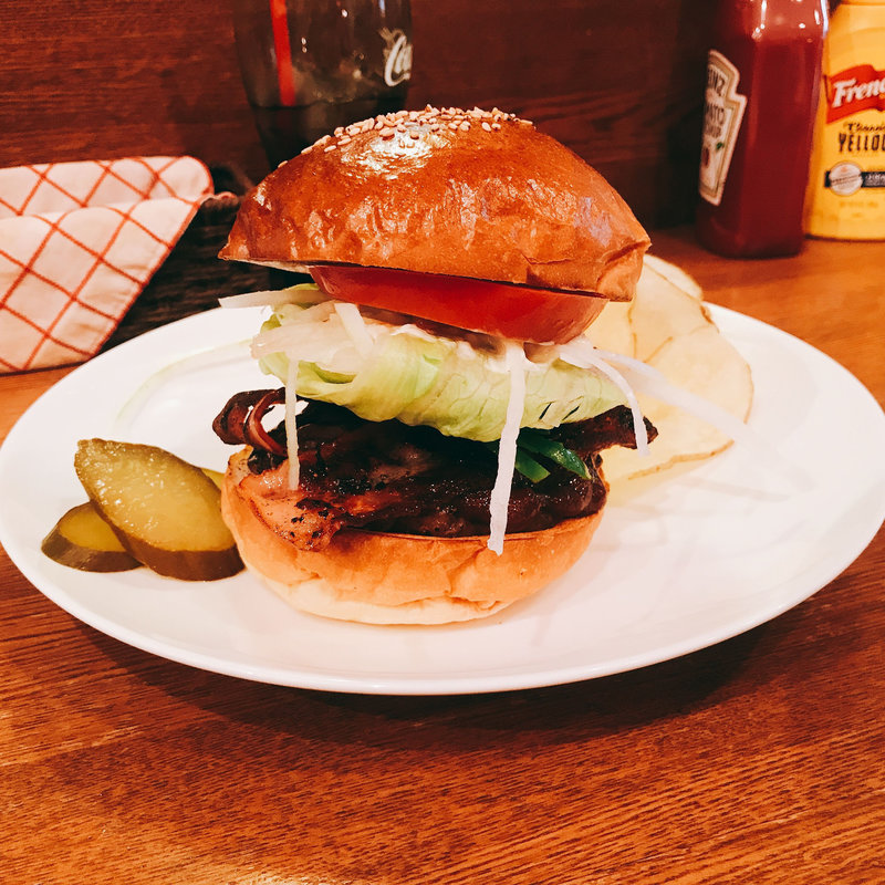 バーベキューバーガー(アイコウシャ（I-Kousya）)