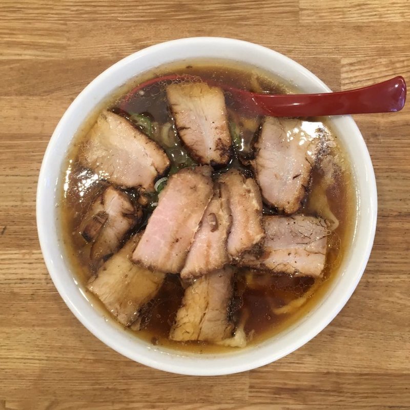 肉そば(麺や七彩)