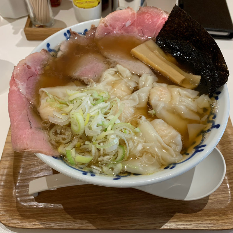 チャーシューワンタンそば(支那そば 月や 本店)