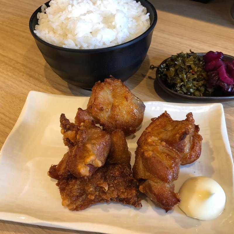鶏の唐揚げ定食(ラーメン 豚骨ノ力)