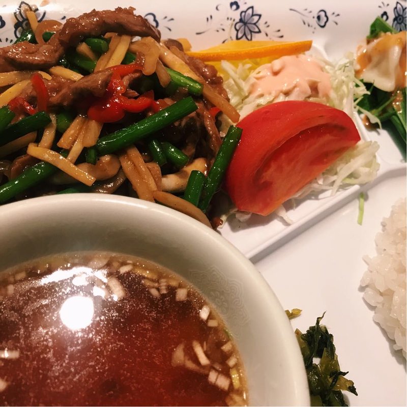 牛肉とニンニクの芽炒め(中華楼 )