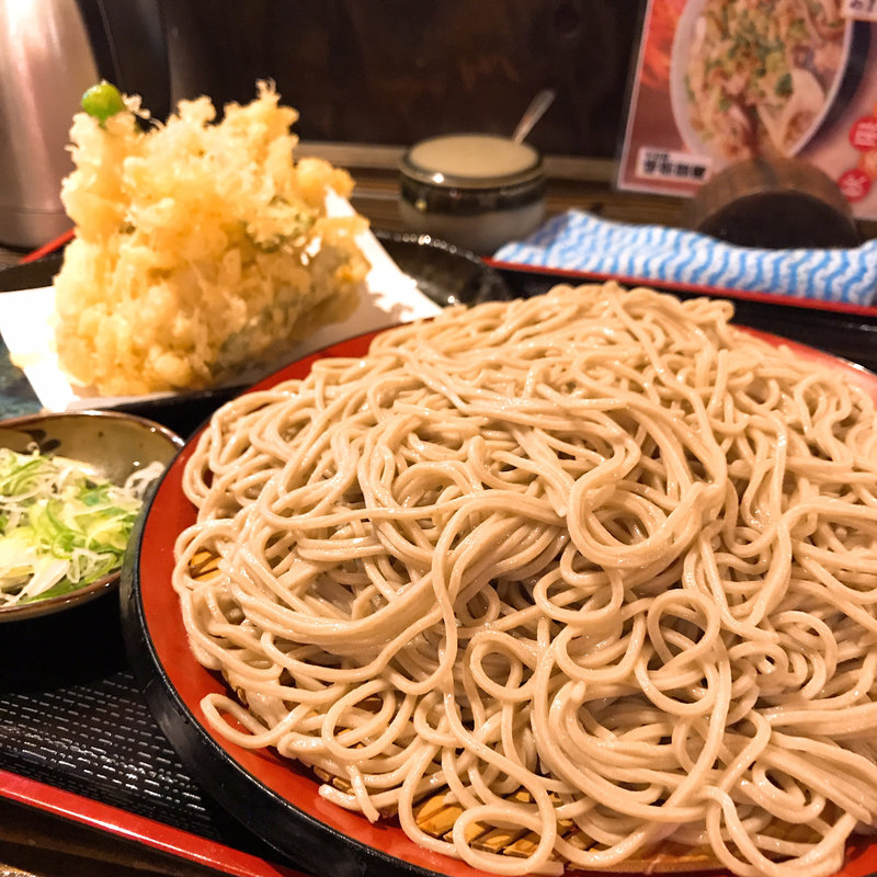 もち豚のかき揚げつけ天(味奈登庵 横浜天理ビル店)