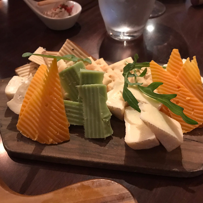 チーズ盛り合わせ(キッチン&チキン ペプチード（kitchen&chicken Pepucheed）)