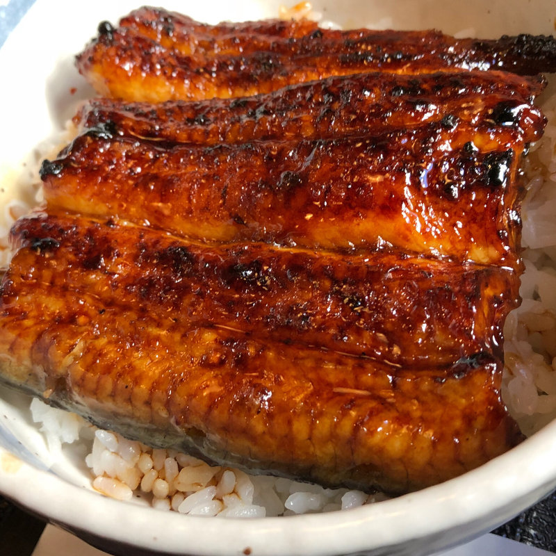 うな丼(うなぎと麦酒のまんまる 新橋店)