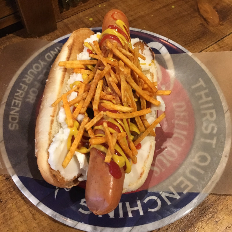 ブラジリアンスタイルホットドッグ(Coffee Roughnecks)