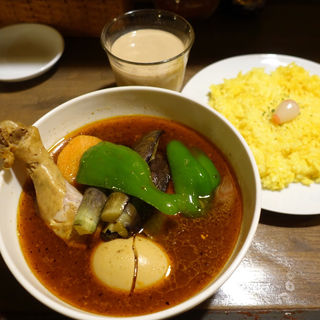 とりなすカリィ(ガネー舎)