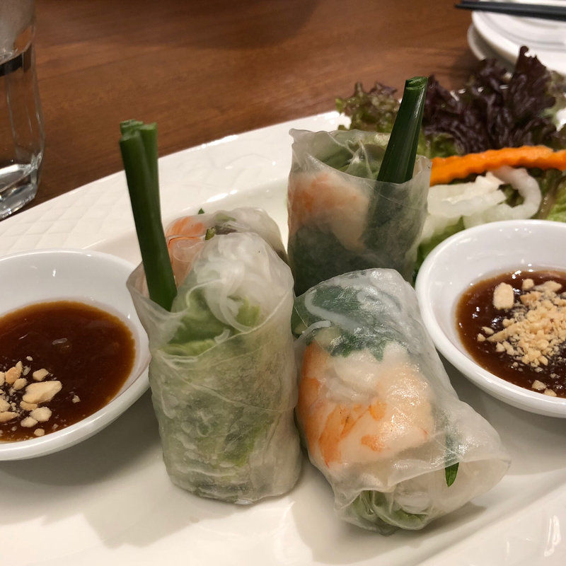 生春巻き(エビ)2本(BONGSEN)