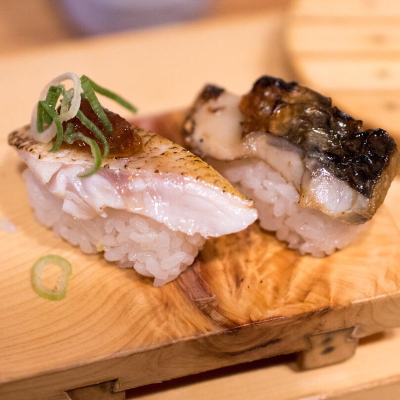 焼サバのにぎり、のどぐろのにぎり(魚路 （トトロ）)