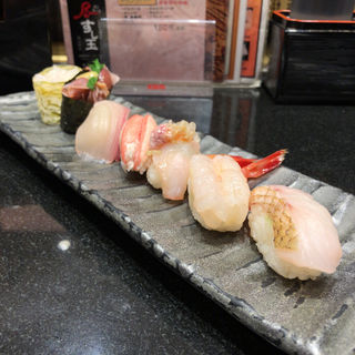 かがやき7(廻る富山湾 すし玉 富山駅店 )