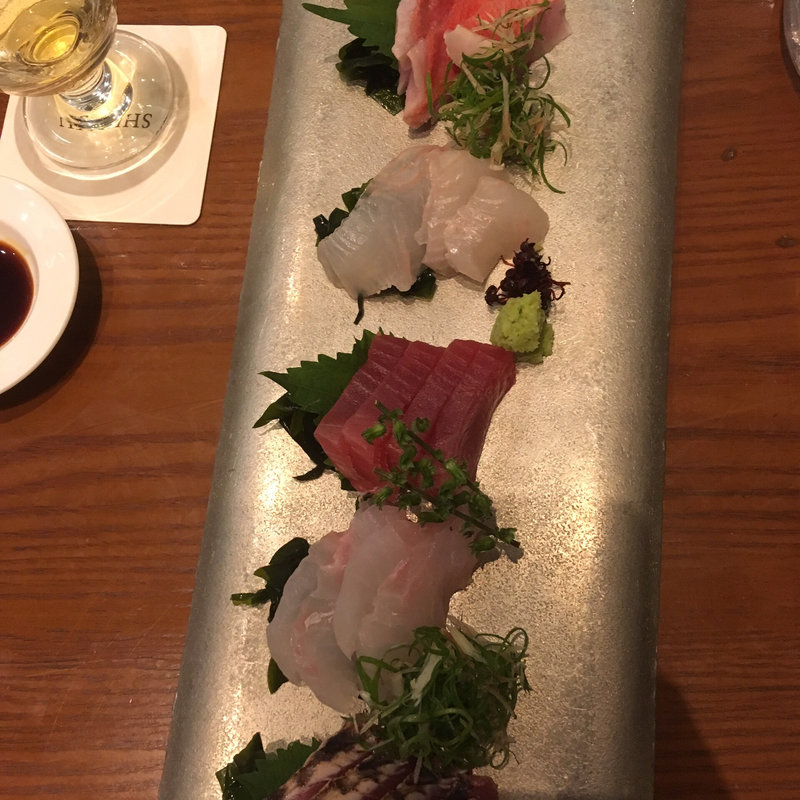 本日入荷鮮魚(春秋ユラリ 恵比寿 （しゅんじゅうゆらり）)