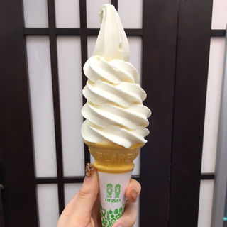 お豆腐ソフトクリーム(豆とろう 新宿店 )