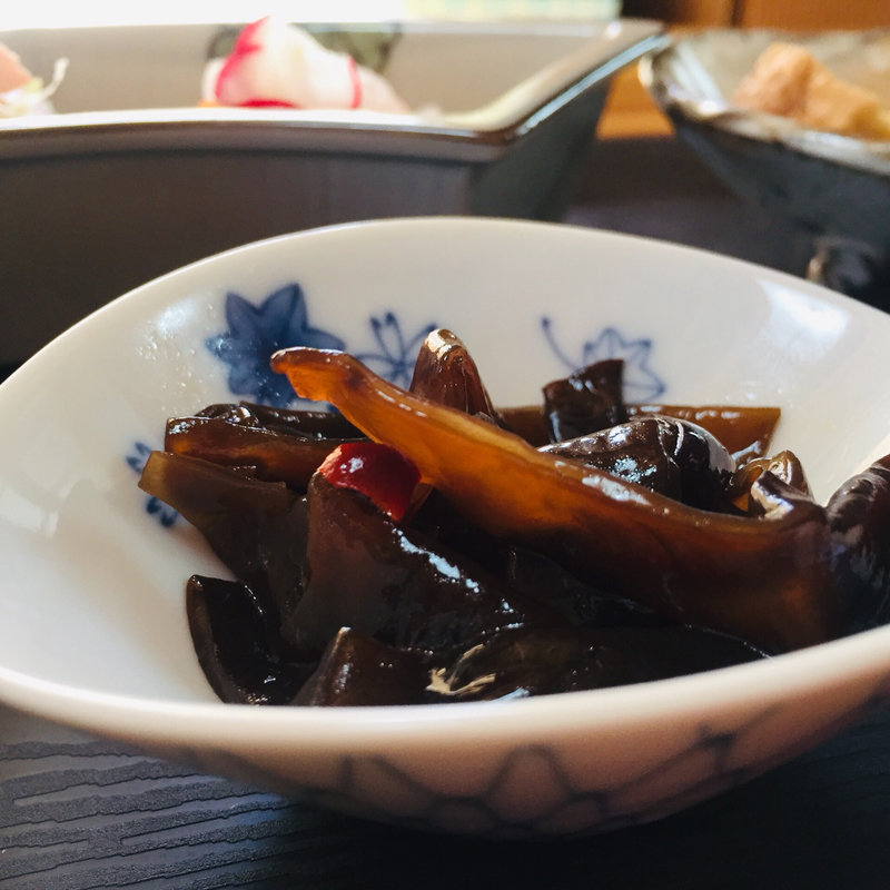 自家栽培キクラゲのピリ辛煮(湯峠茶屋)