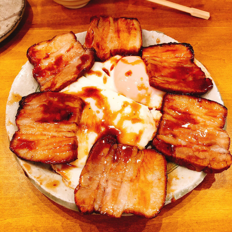 チャーシューエッグ(日本酒とお万菜 じゃんけんポン)