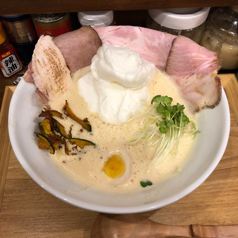特性とりとんらーめん(麺や 信希)
