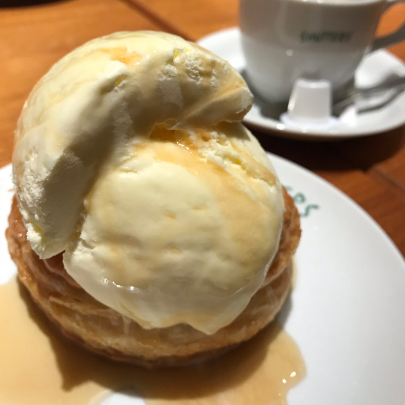 アップルパイアラモード(SHUTTERS（シャッターズ）ルミネ横浜)