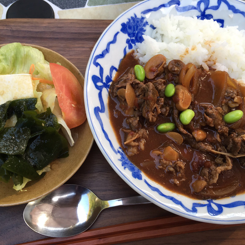 ハヤシライス(サラダ付き)(喫茶うぐいす)