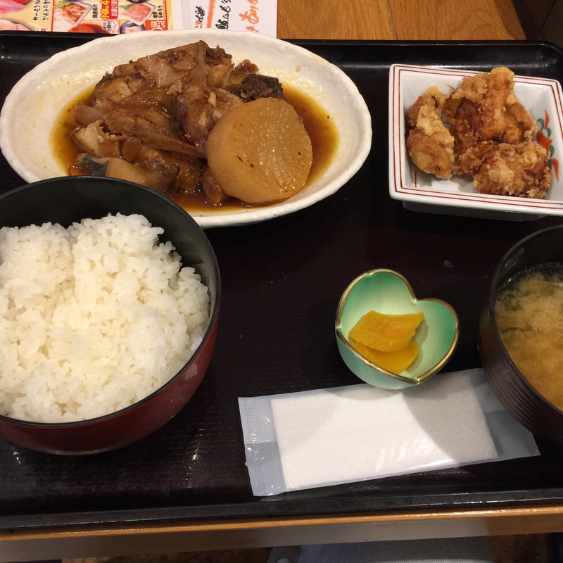 とろメカジキのピリ辛煮定食(山傳丸 赤坂店 )
