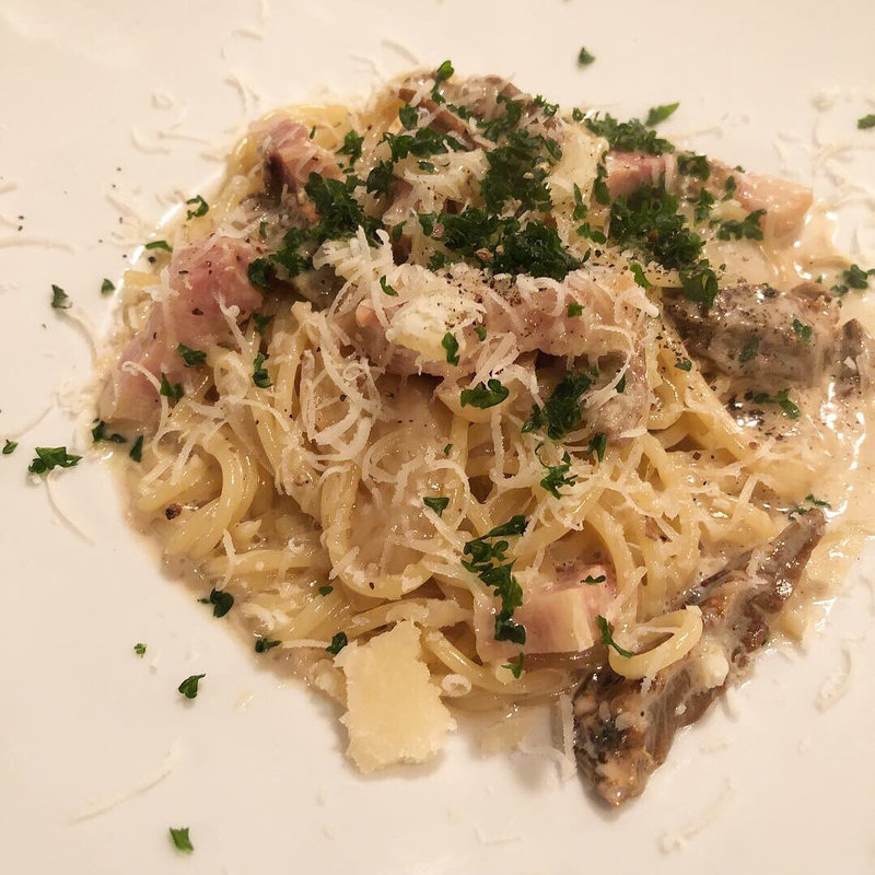 ポルチーニ茸のクリームパスタ(パスタ ピッコラドゥエ)