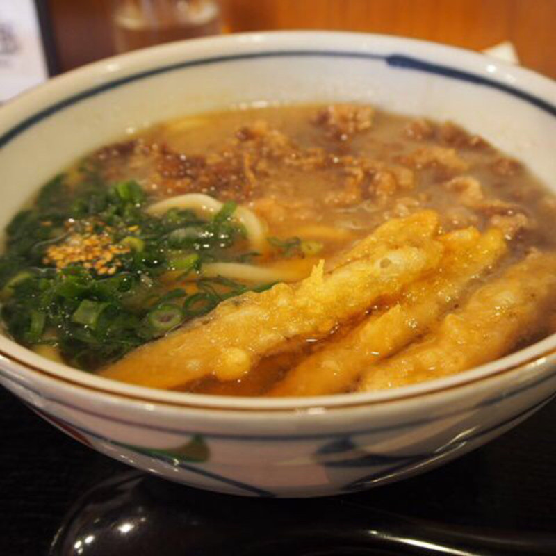 肉うどん(松山 力みなぎる完全無欠うどん 空太郎 （ウドンクウタロウ）)