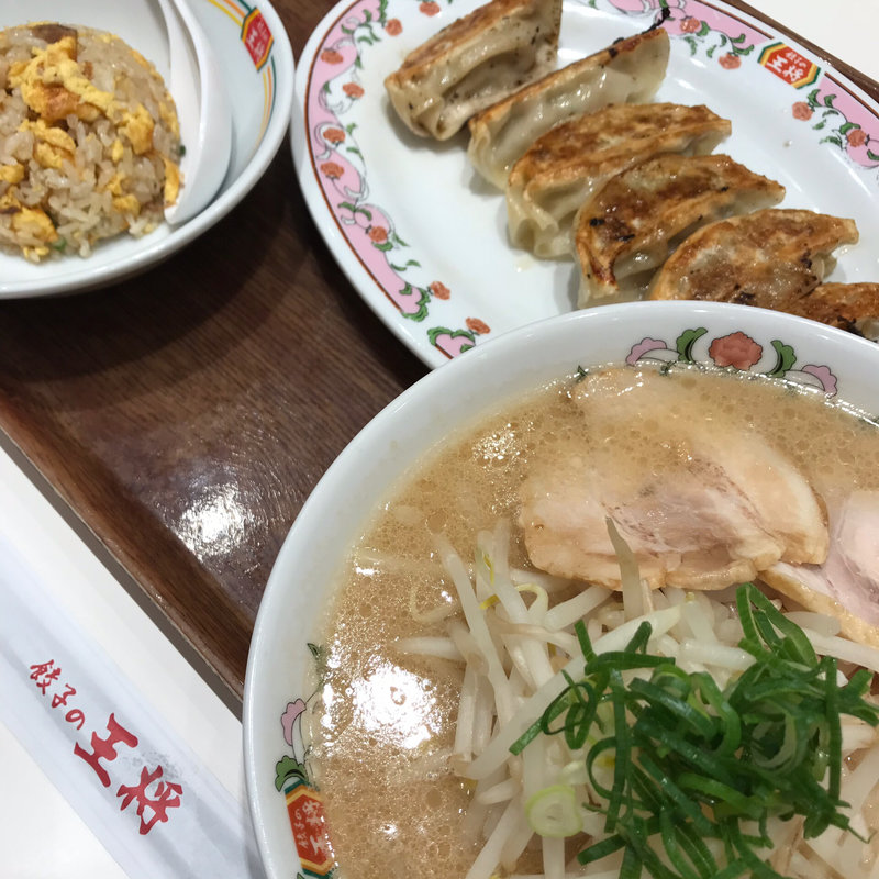 王将ラーメンセット(餃子の王将 イーアス高尾店)