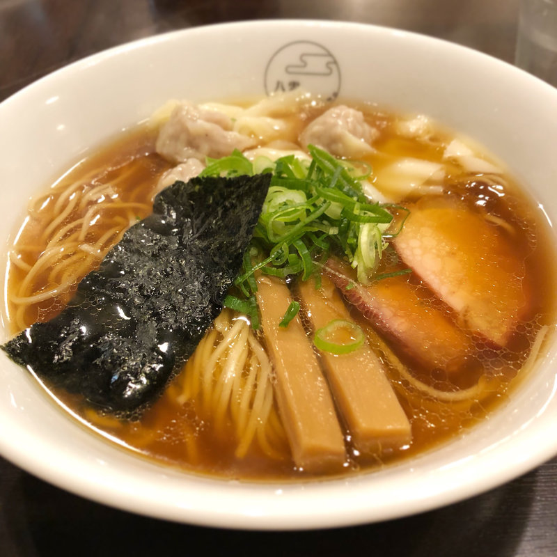 特製ワンタン麺 黒だしハーフ(八雲)