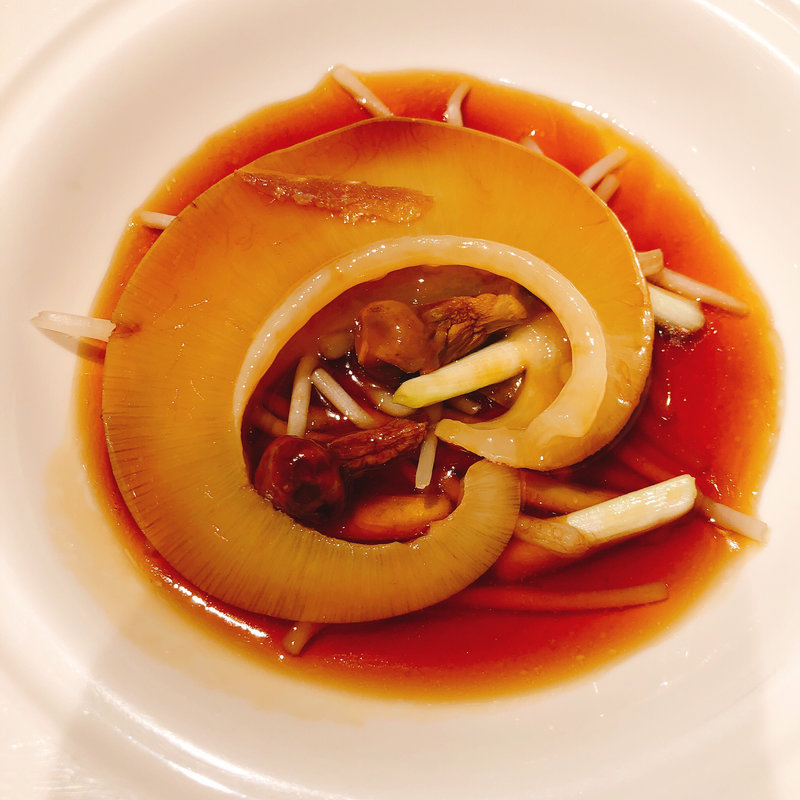 アガリスク茸入りフカヒレ姿のオイスターソース煮(星福(シンフウ) 銀座本店)