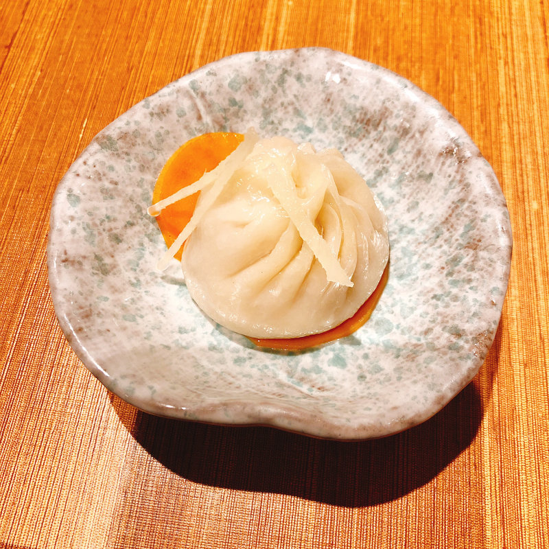 手づくり肉汁たっぷり小籠包(星福(シンフウ) 銀座本店)