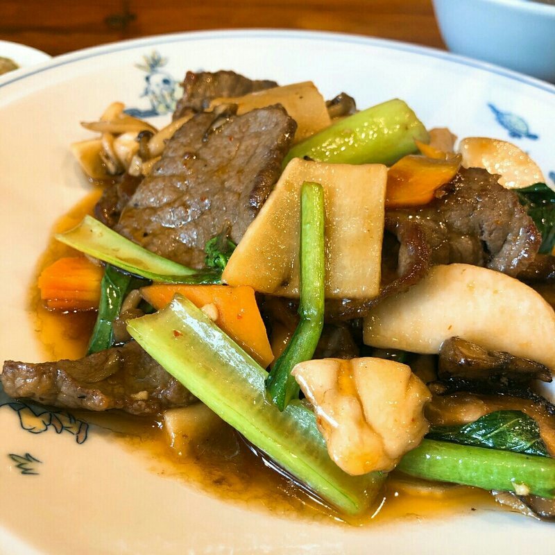 牛肉とキノコのオイスターソース炒め(上海ブラッセリー （シャンハイブラッセリー）)