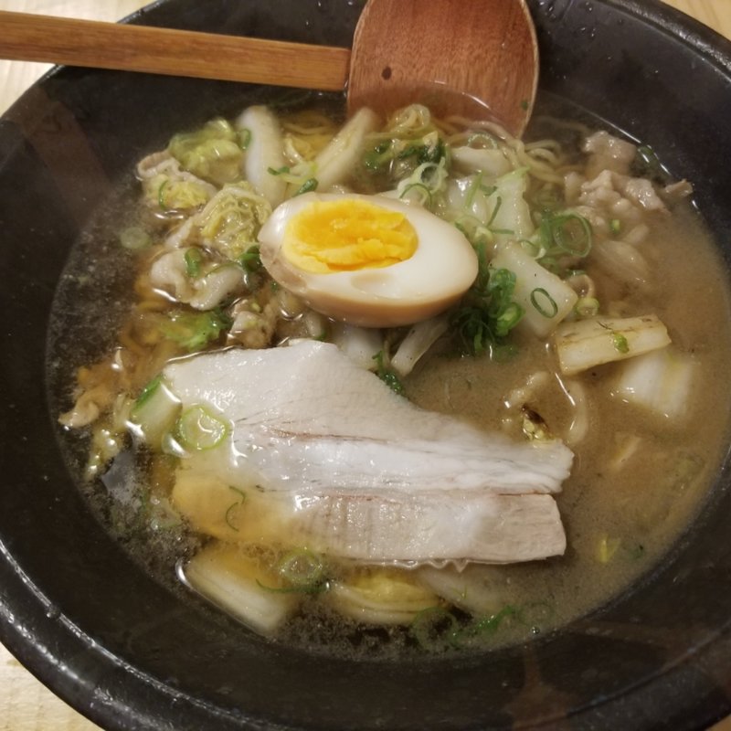博多おいしいラーメン(博多中洲おいしいらーめん 吉村商店)
